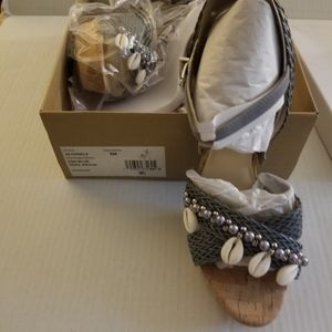 NIB Jessica Simpson Ivriele sandals